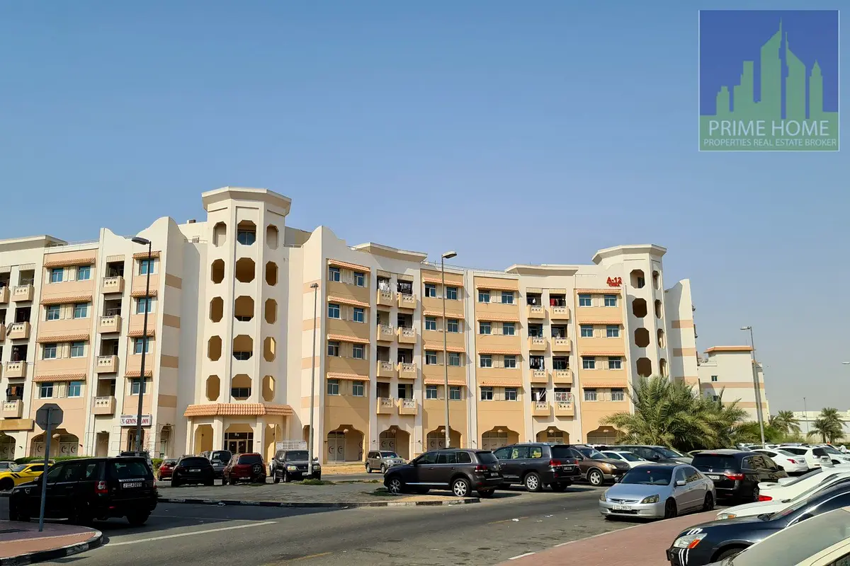 BEST DEAL READY TO MOVE ONE BEDROOM CHINA CLUSTER
