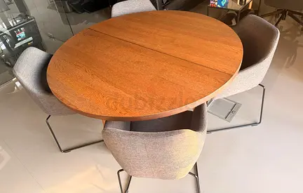 Round Dining Table with 4 Chairs