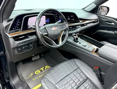 صورة 10 لـ 2024 Cadillac ESCALADE