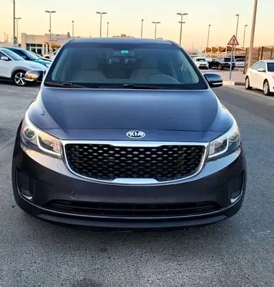 صورة 2 لـ 2015 KIA SEDONA