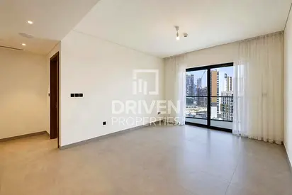 Study Room | Scenic Lagoon View | Bright Unit