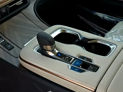 2026 Lexus LM-SERIES — миниатюра 11