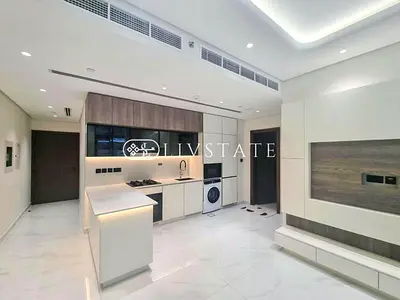Luxurious Living | Private Garden & Jacuzzi | Stunning Landmark Views