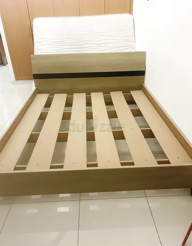 King size Bed with Mattress for SALE 650 AED