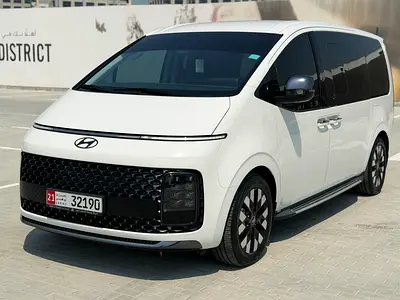 2025 Hyundai Staria patrol Luxury GCC brand new warranty agency