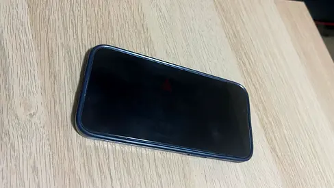 iPhone 13 - 512Gb with spigen protective case - New battery