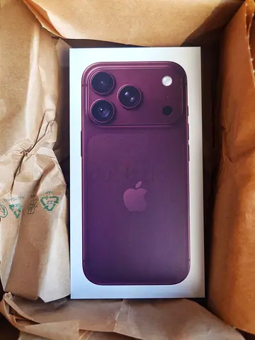 iPhone 18 Pro - 256GB - Burgundy (Deep Red)