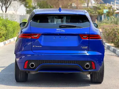 صورة 9 لـ 2018 Jaguar E-PACE