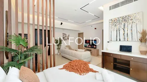 Upgraded | Fully Furnished | Vacant Now