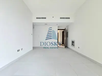 Spacious | With Kitchen Appliances | Ready to Move