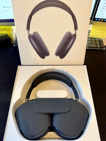 Airpods Max Usb-C - Original with Box / Active Warranty