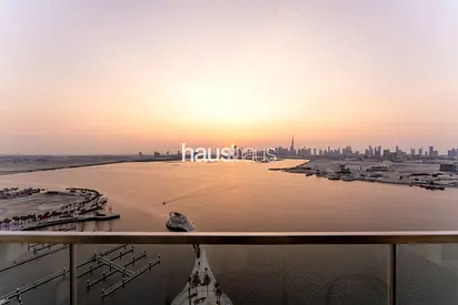 Vacant Now | Stunning Skyline Views | Upgraded