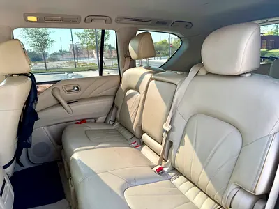 2015 Infiniti QX80 照片 10