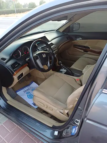 Honda Accord 2012 GCC Specs - Reliable and Well Maintained