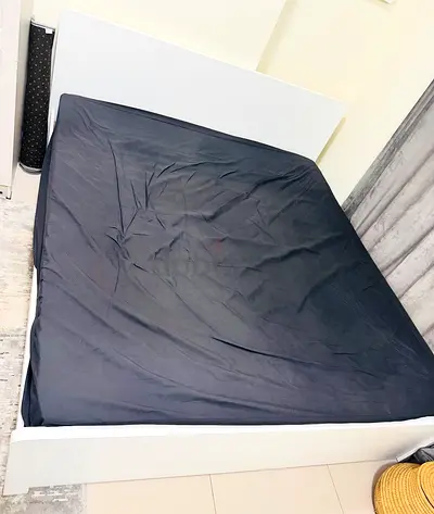 Quality White Queen Bed with Mattress
