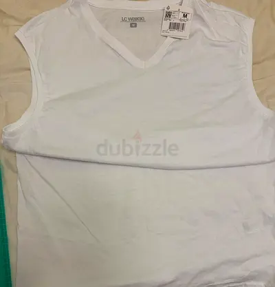 Brand-New Sleeveless blouse M-size