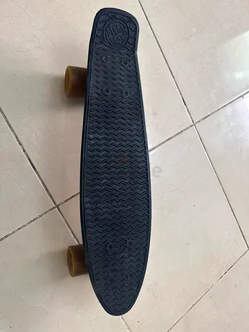 Marley Cruz skate board