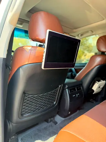 2018 Toyota LAND CRUISER — миниатюра 18