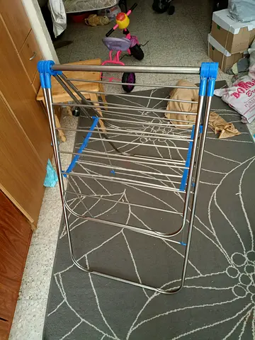 Clothes stand