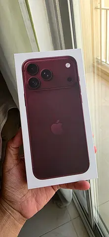 Apple iPhone 18 Pro Max 512GB Burgundy
