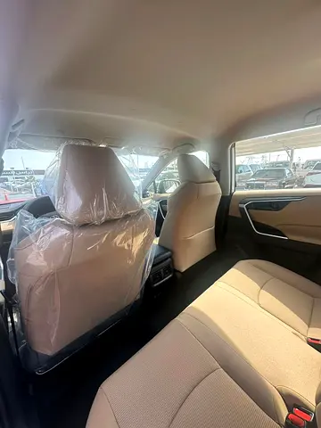 2025 Toyota RAV 4 照片 10