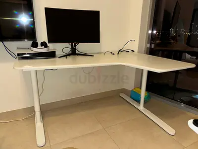 IKEA BEKANT Corner Desk (Right) - White 160x110 cm