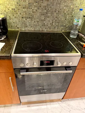 Bosch Free Standing 60cm Electric Cooker, Glass Ceramic, German Engineering , DELIVERY + WARRANTY