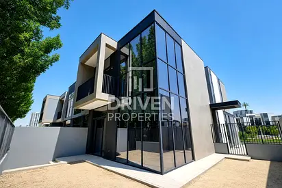 On the Park | Single Row | Brand New Townhouse