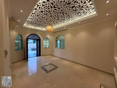 للإيجار فيلا واسعة في المويهات 2 – عجمان