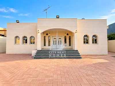 Spacious 5BR Villa for Rent in Mirdif