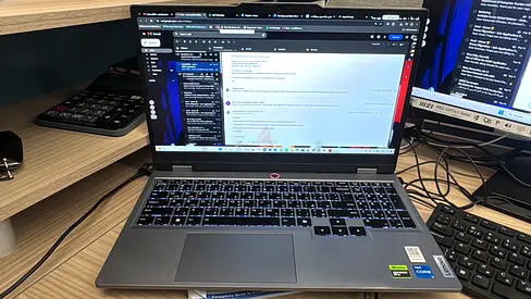 Lenovo LOQ 15 Gaming Laptop – i5‑12450HX, 12GB RAM, 512GB SSD,NvidiaRTX Geforce 2950 4GB, FHD 144Hz