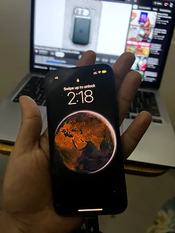 iPhone 13 MINI in Black - EXCELLENT Condition