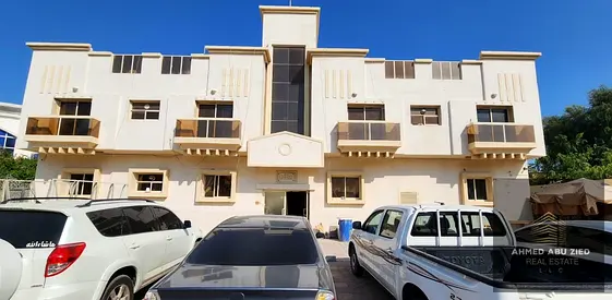 Investment residential building (G+1) with 9% annual return; freehold for all nationalities