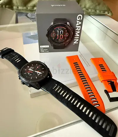 Garmin Fēnix 8 51mm AMOLED Sapphire – Mint Condition – Boxed + Extra Strap