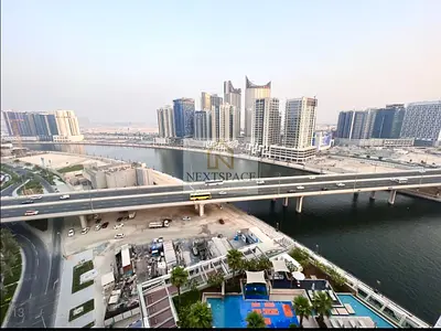 استوديو مفروش | داماك ميزون برايف بي | إطلالة على القناة والأفق