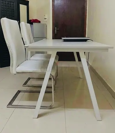 Dining Table with 2 Chairs