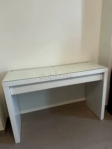 IKEA MALM Dressing Table / Desk – White – 120x41 cm