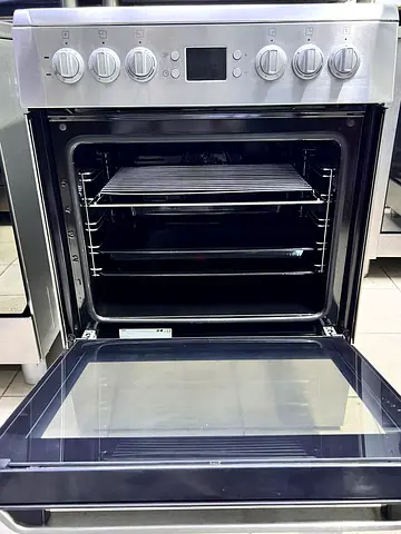 Stainless Steel Built-in Electric Oven with Multiple Racks