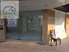 600 SQDT SHOP MAIN ROAD GLASS DOOR WITH WASHROOM