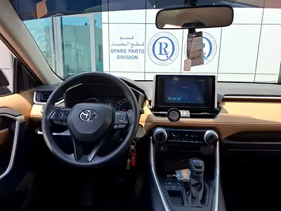 2024 Toyota RAV 4 — фото 10