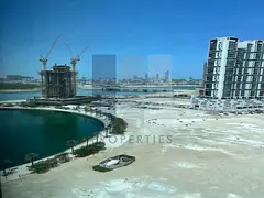 Remarkable 2BD | All Amenities | Waterfront Views