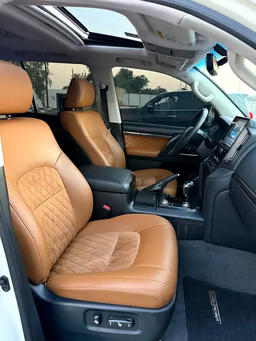 2021 Toyota LAND CRUISER — миниатюра 17