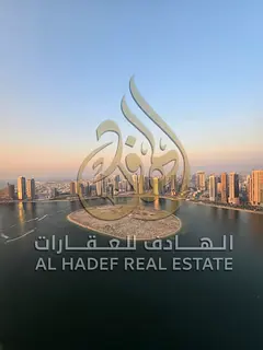Sea view | 170 m² | Sea-facing balcony | Laundry room | Built-in wardrobes | Private parking | Vaca