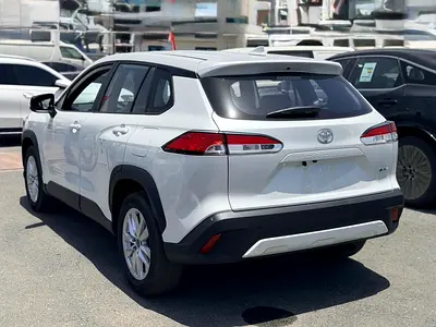 2026 Toyota COROLLA CROSS 照片 8