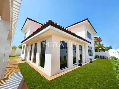 Renovated | Shared Pool | Tennis court