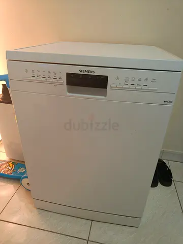 Siemens Freestanding Dishwasher - White, Good Condition never used , neat and clean
