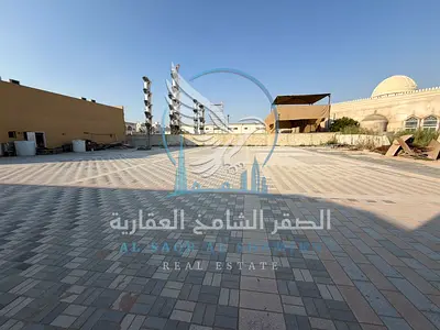 حوطة 14 ألف قدم الصناعية 4 جديدة أول استخدام إنترلوك صالة عرض 4 آلاف شارع رئيسي نظام حريق حديث