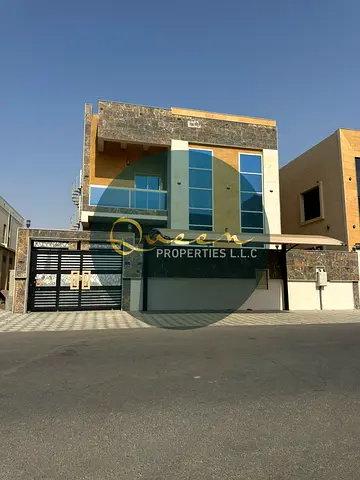 فيلا طابقين للإيجار في الياسمين جاردن خمس غرف ماستر ومجلس وصالة ومطبخ مجهز وبلكونة وحوش مع حديقة ومساحة 3014 قدم بسعر 100 ألف درهم قابل للتفاوض