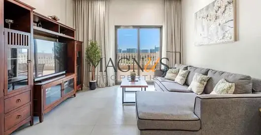 FULLY FURNISHED | CHILLER FREE | 2 PARKINGS | NEAR METRO