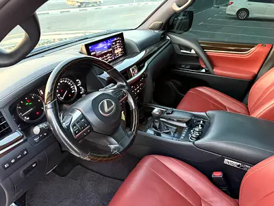صورة 14 لـ 2018 Lexus LX-SERIES